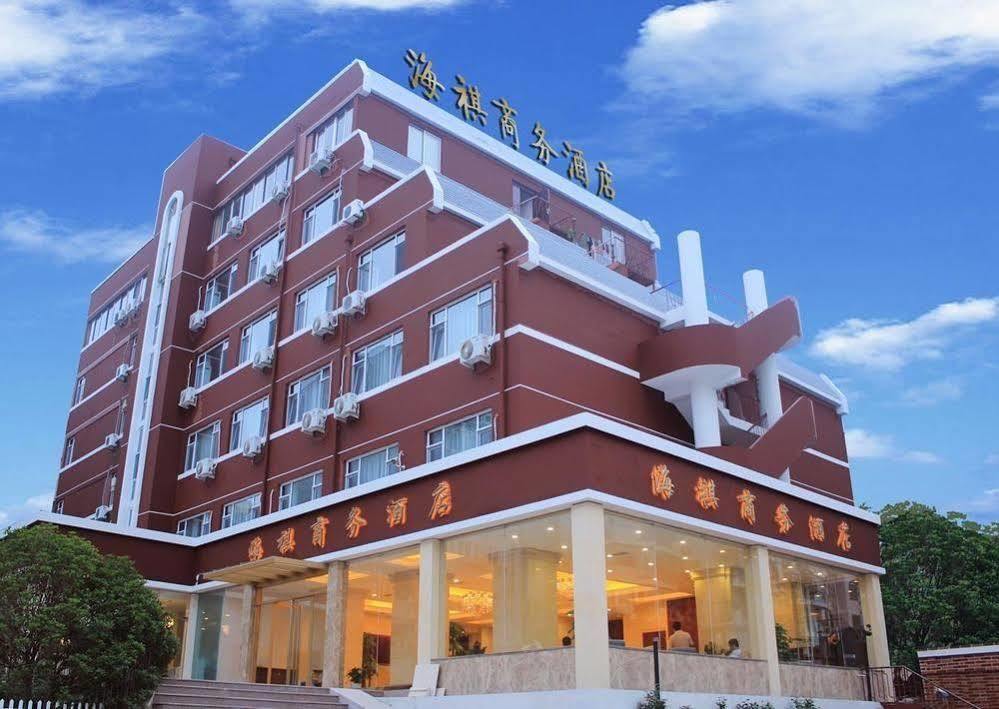 Hai Qi Business Hotel Qingdao Exterior foto